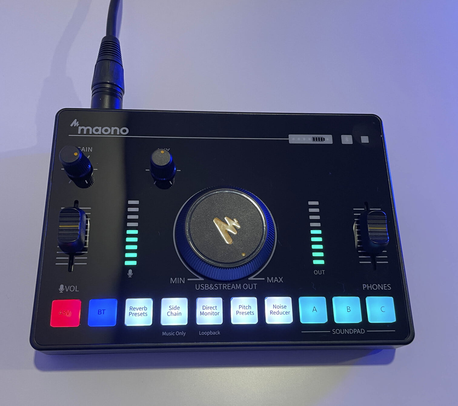 Maonocaster C2 Neo and Maono PD200X: The All-In-One Personal Streaming Audio Production Studio Review 4 Maonocaster C2 Neo and Maono PD200X